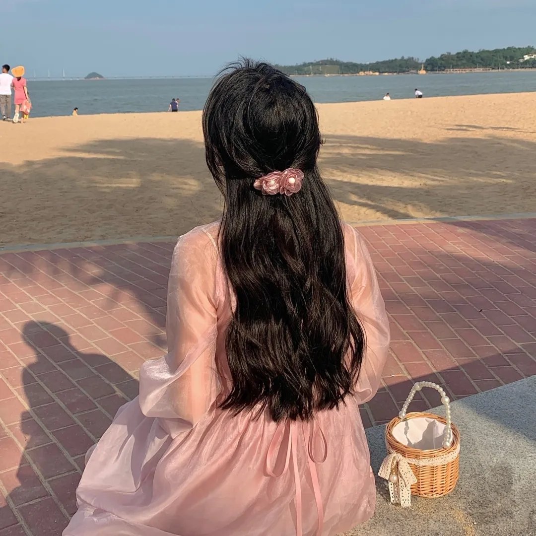 骆驼不会独自哭泣